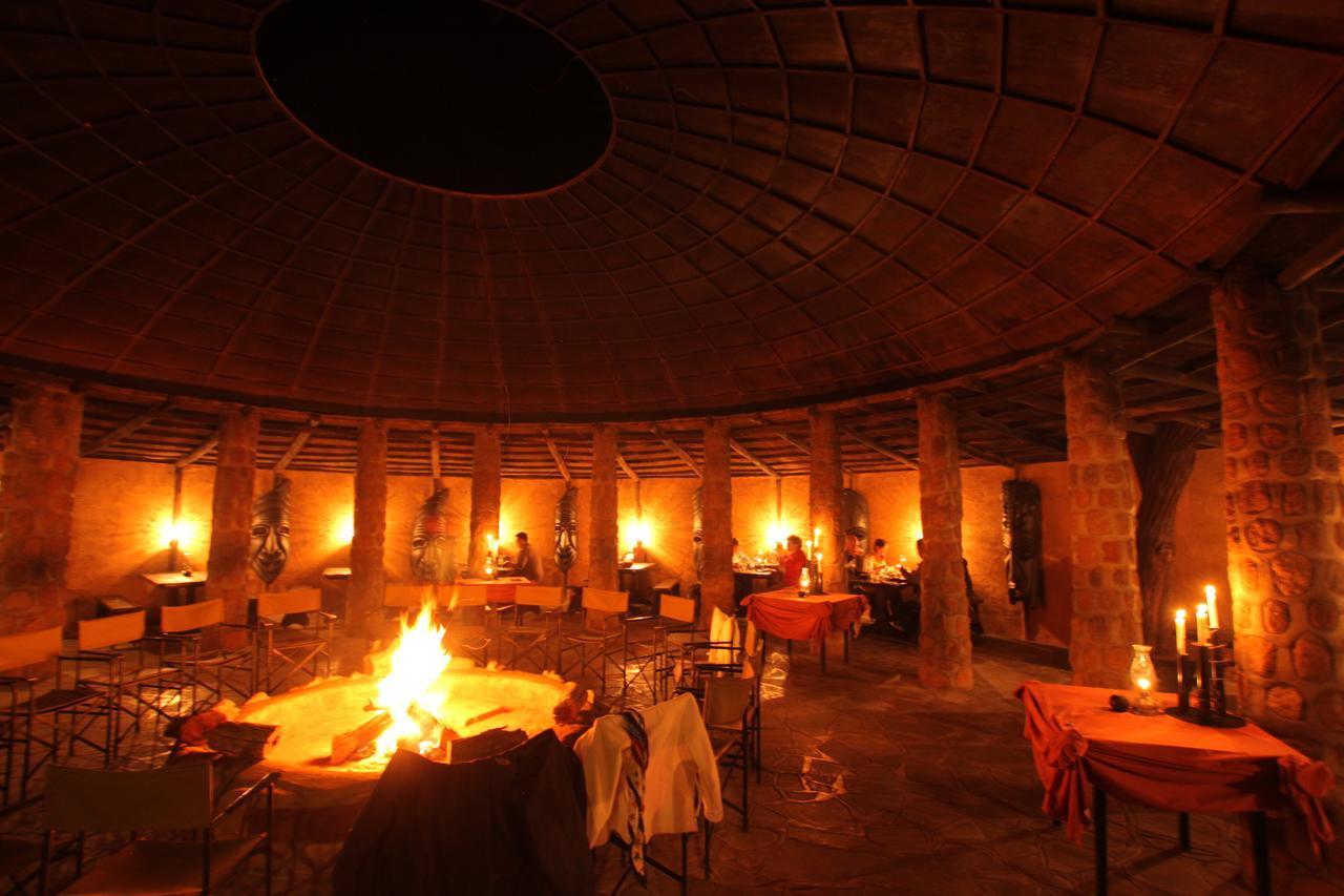 Kalkfeld Mount Etjo Safari Lodge מראה חיצוני תמונה