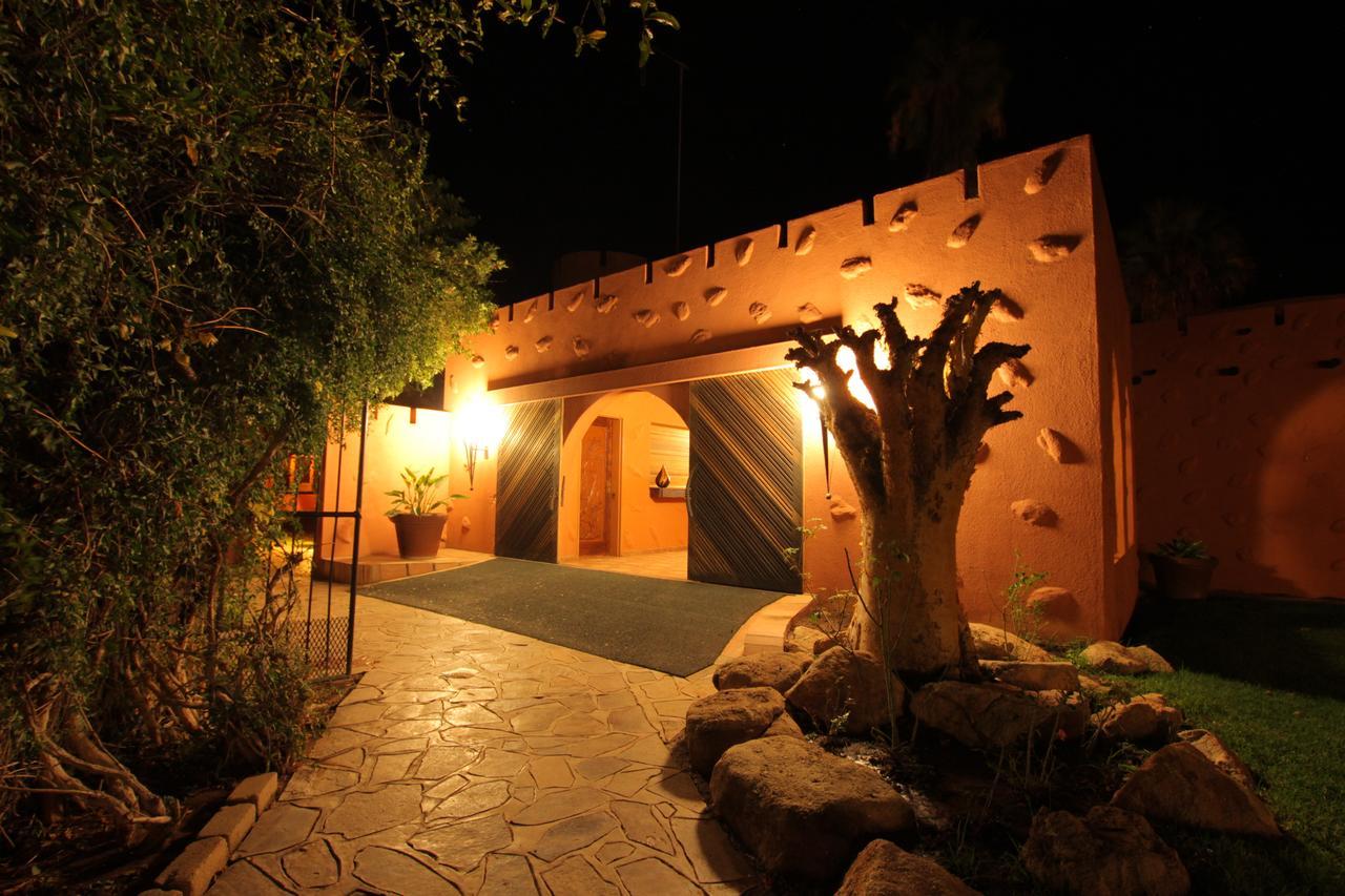 Kalkfeld Mount Etjo Safari Lodge מראה חיצוני תמונה